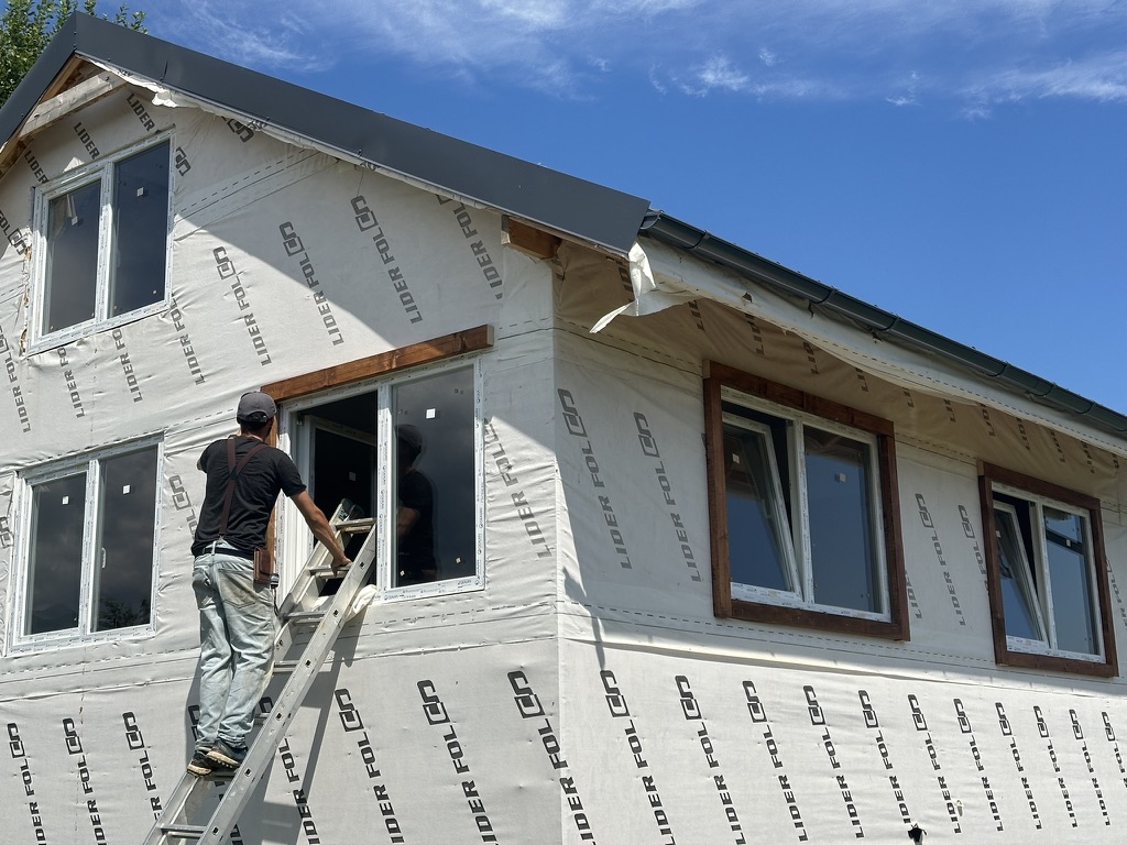 Dry In a Building: WRB, Flashing, Windows & Cladding