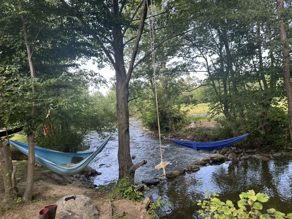 Riverside Hammock Rest