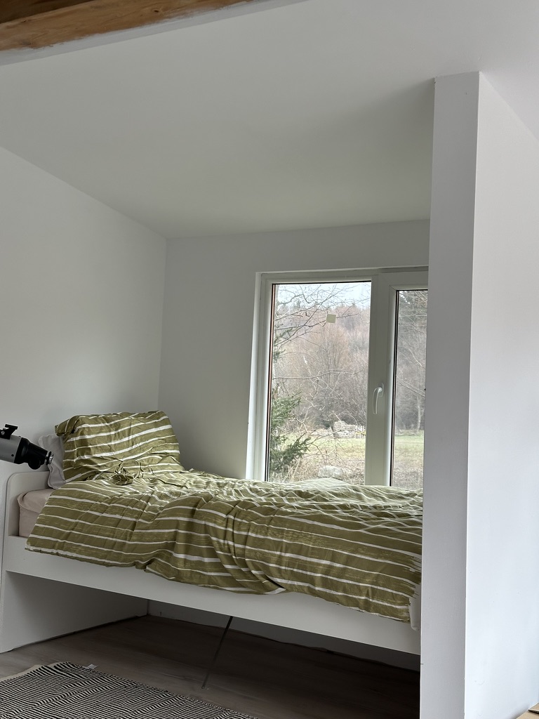 Lounge - Image 9