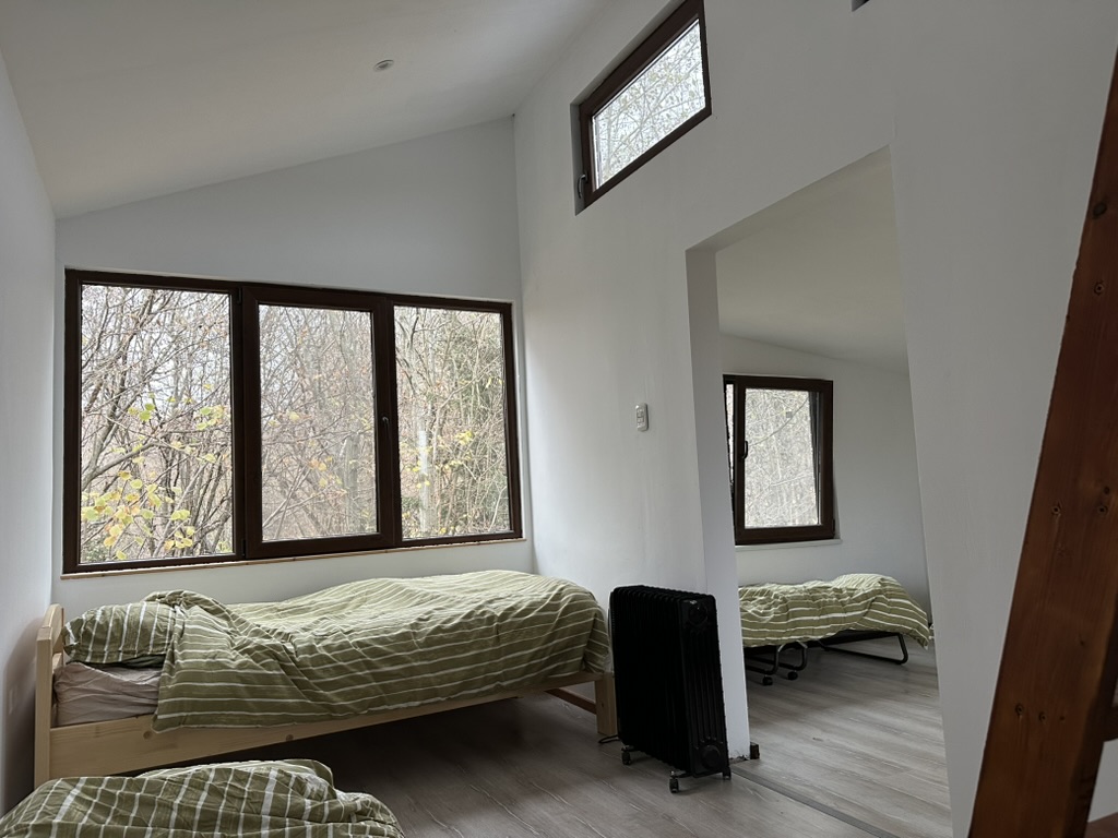 Cabin 4 - Image 8