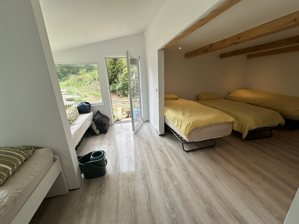 Lounge - Image 7