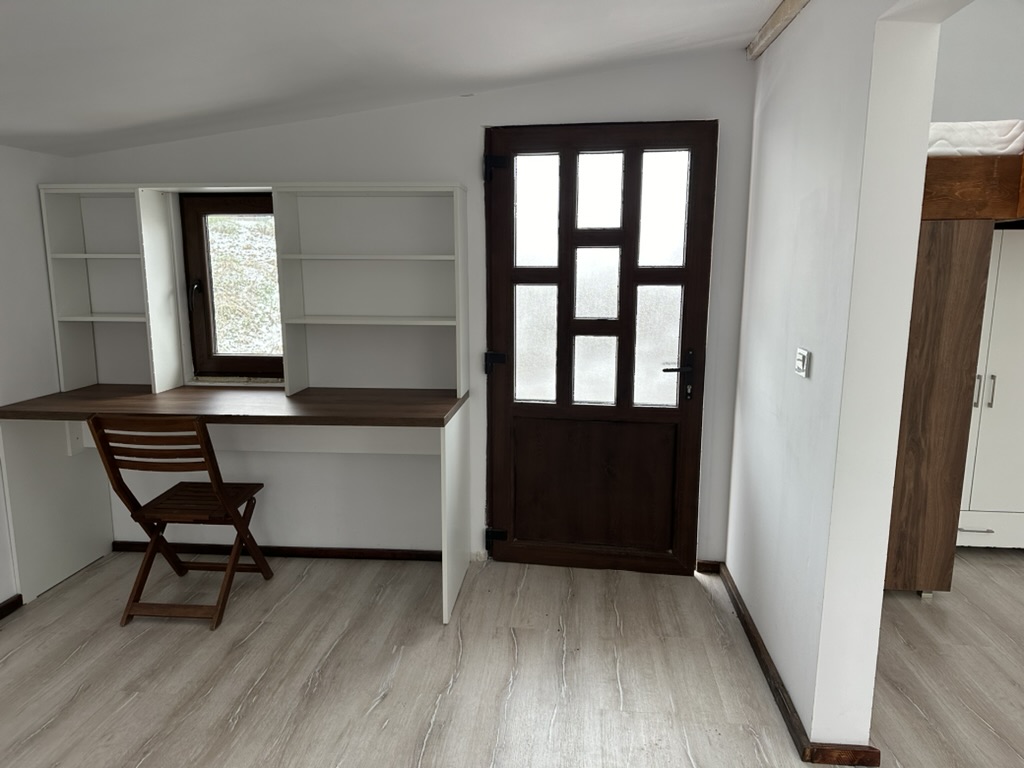 Cabin 4 - Image 7