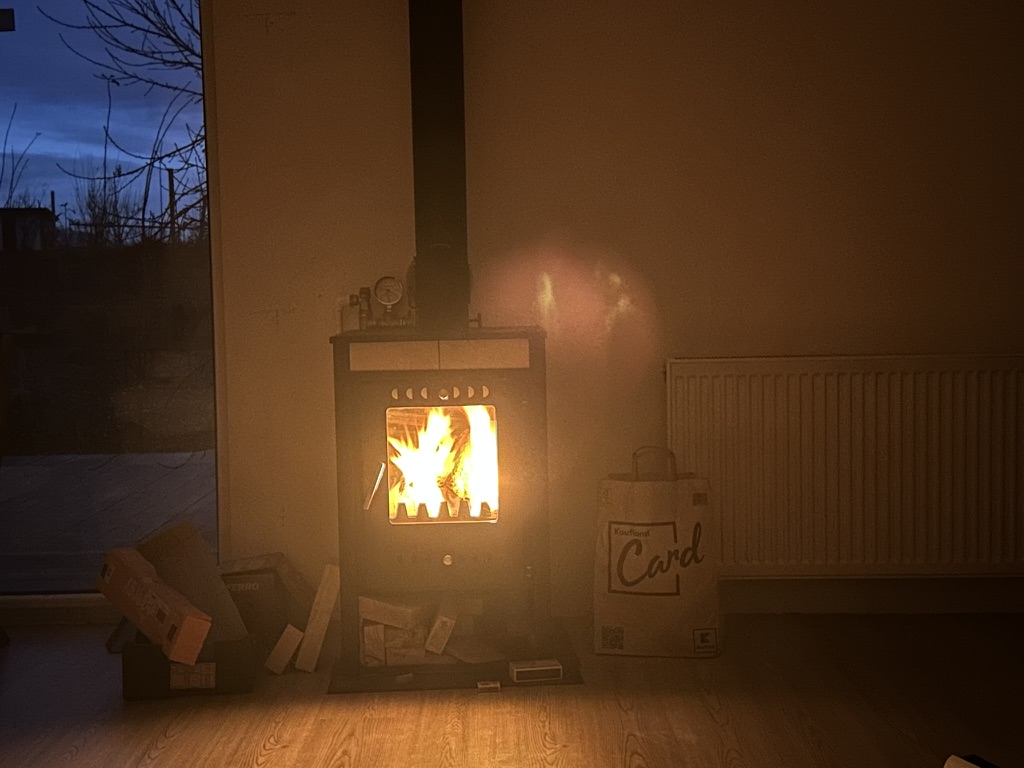 Lounge - Image 5